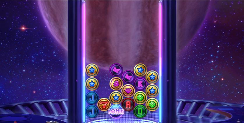 Скриншот слота IO от ELK Studios