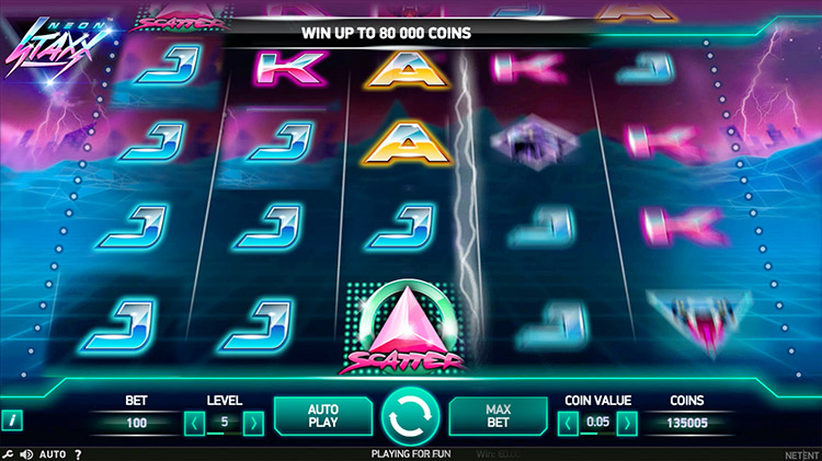 Скриншот слота Neon Staxx от NetEnt