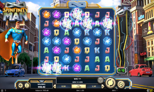 Скриншот слота Spinfinity Man от Betsoft